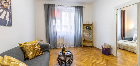 Prodej bytu 3+1 v osobním vlastnictví 73 m², Praha 8 - Libeň