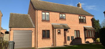 4 bedroom detached house