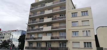 Appartement  à vendre, 3 pièces, 2 chambres, 83 m²