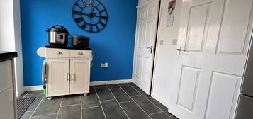 Semi-detached house to rent in Seaton Crescent, Knottingley WF11