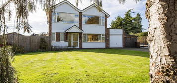 3 bed detached house for sale