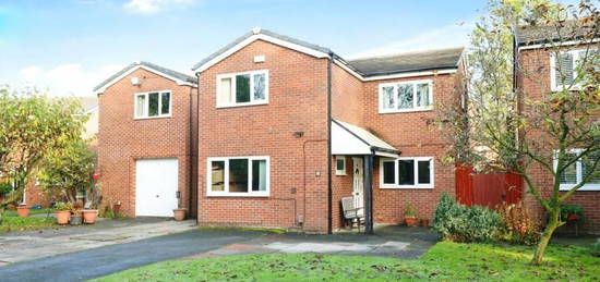 4 bedroom detached house for sale