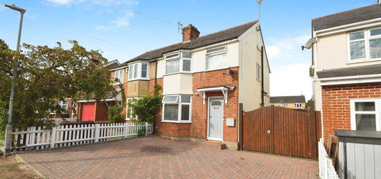 3 bed semi-detached house for sale