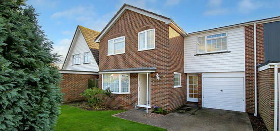 4 bedroom link detached house