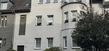 Moderne 3 Zimmer-Maisonette-Wohnung in super Lage von Düsseldorf-Gerresheim....