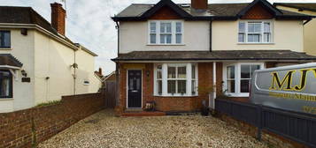 4 bedroom semi-detached house for sale