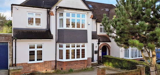 Semi-detached house for sale in Chiltern Way, Woodford Green IG8