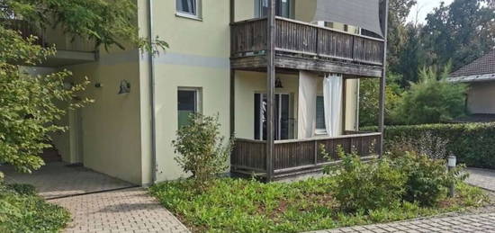 Graz Ries - Nähe LKH: Schöne 2-Zimmer-Wohnung mit großem Balkon und Parkplatz