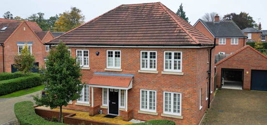 Detached house for sale in Wellswood Gardens, Reading RG1