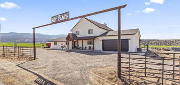 1690 E Bench Rd, Antimony, UT 84712