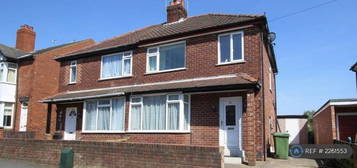 3 bedroom semi-detached house