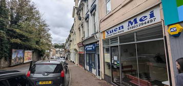 Flat to rent in Market Street, Torquay TQ1