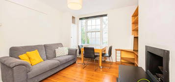 Flat to rent in Frazier Street, Waterloo, London SE1