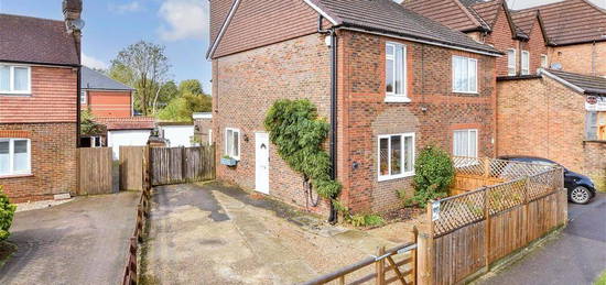 4 bed semi-detached house for sale