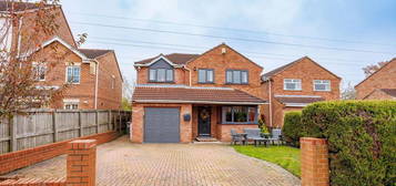 5 bedroom detached house for sale