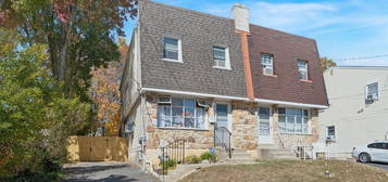 823 North St, Collingdale, PA 19023