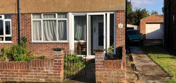 3 bedroom semi-detached house to rent