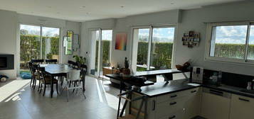 Maison contemporaine 4 chambres - 179 m²