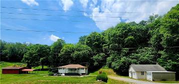 459 Smiths Ferry Rd, Ohioville, PA 15059