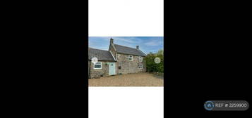 3 bedroom detached house