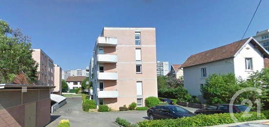 Location appartement 2 pièces 57 m²