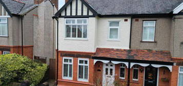 3 bedroom semi-detached house for sale