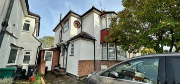 3 bed semi-detached house for sale