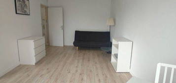 Appartement F1 28,55 m² quartier calme proche centre Orléans