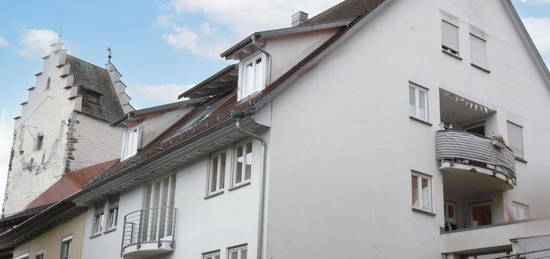 WOHNEN AN DER STADTMAUER! Geräumige 1-Zimmerwohnung mit Balkon in Markdorf