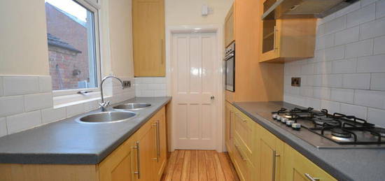 2 bedroom terraced house