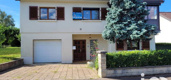 Maison traditionnelle 2 étages  à vendre, 6 pièces, 5 chambres, 134 m²