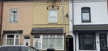 4 bed terraced house for sale