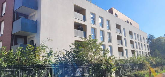 A vendre APPARTEMENT 3 pièces à Neuilly sur marne