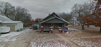 229 N  Lincoln St, Marion, KS 66861