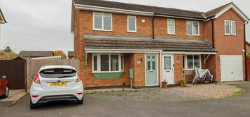 3 bedroom semi-detached house for sale