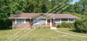 5449 Robin Cir, Adamsville, AL 35005