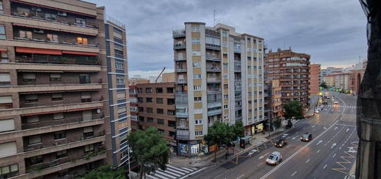 Piso en venta en avenida de Valencia