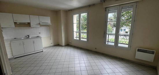 Appartement  à louer, 2 pièces, 1 chambre, 32 m²