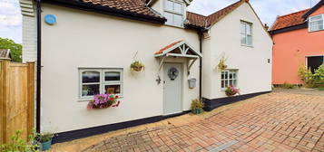 3 bed detached house for sale