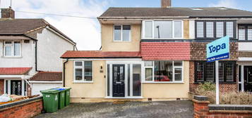 4 bed semi-detached house for sale