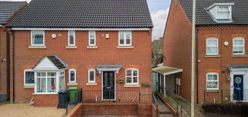 2 bedroom semi-detached house for sale