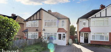 3 bedroom semi-detached house to rent