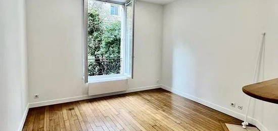 Appartement  à louer, 2 pièces, 1 chambre, 43 m²