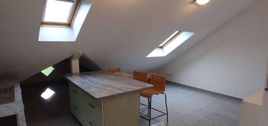 Moderne 2 Zimmer DG in ruhigem Neubaugebiet mit Balkon