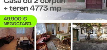 Casă cu două corpuri + teren 4773 mp