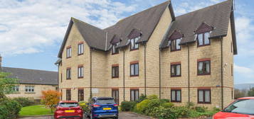 Flat for sale in Wesley Court, Stroud, Gloucestershire GL5