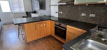 1 bedroom semi-detached house