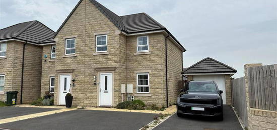 3 bedroom semi-detached house to rent