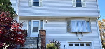 5 Hoeg St Unit 5, Randolph, MA 02368