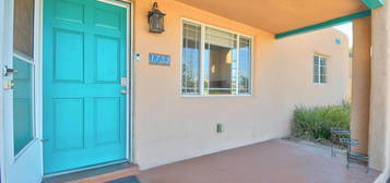 1732 Richmond Dr NE, Albuquerque, NM 87106